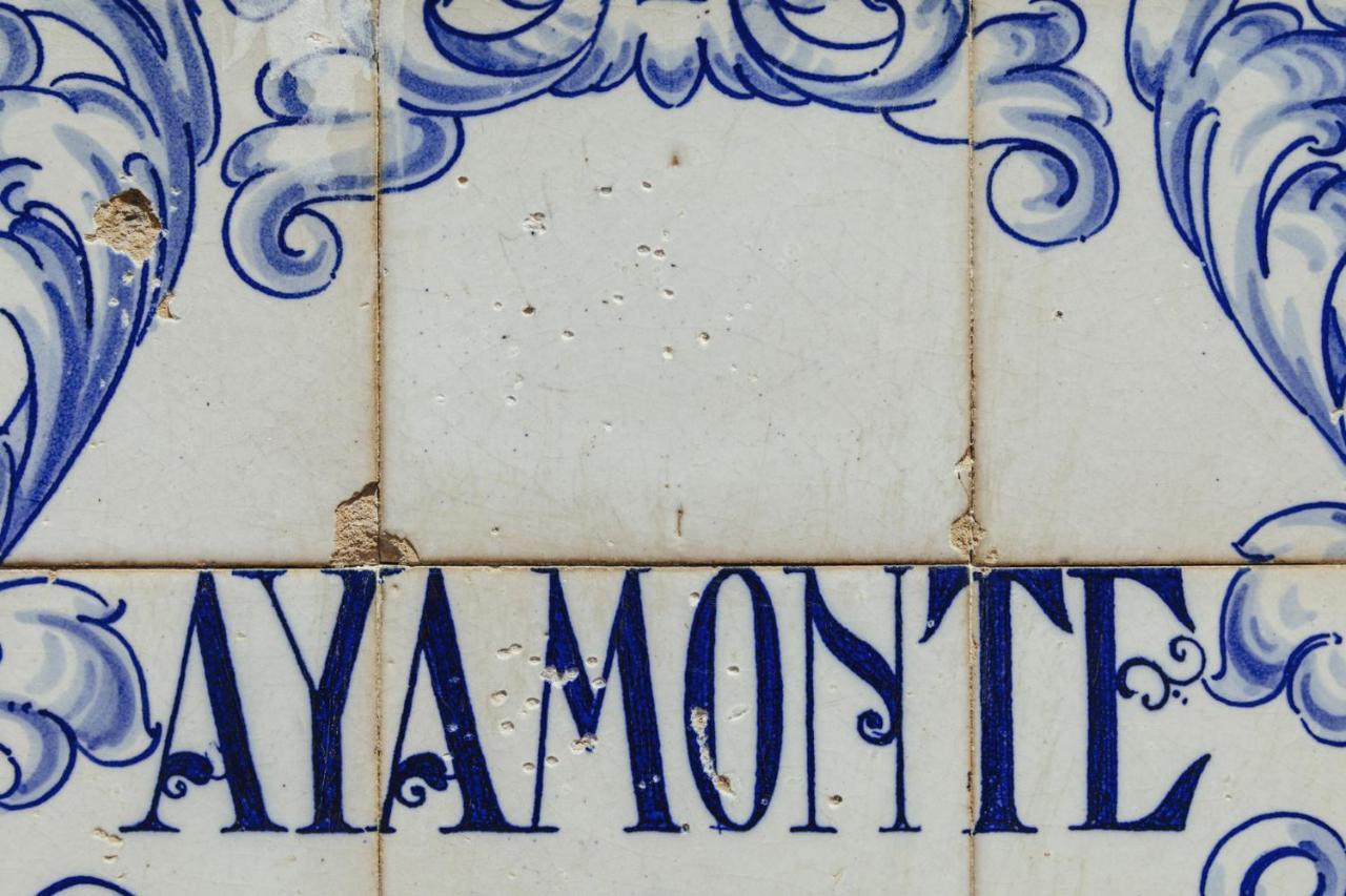 Vinos & Vinilos By H Ayamonte Buitenkant foto